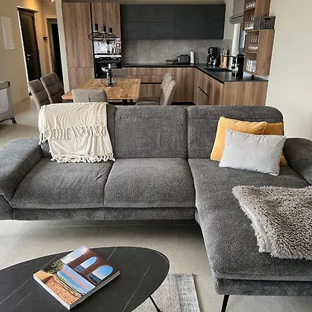 Vila Vinova Loza Kastelir